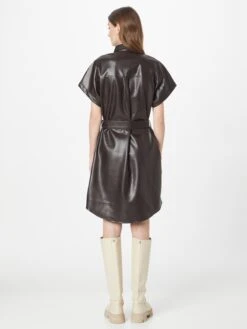 Sofie Schnoor Robes Fluides Robe-chemise Femme Brun Foncé -Joli Mode Soldes Magasin 10db3655f17b0319a8aa645e818a273c