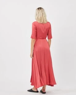 Minimum Robes De Soirée Robe De Soirée Miraly Femme Rose -Joli Mode Soldes Magasin 150a64dc928d7436730d70c7548f78b4
