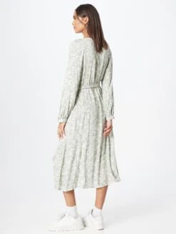 About You Robes Fluides Robe-chemise Loreen Femme Vert Pastel -Joli Mode Soldes Magasin 18fbc25b340c00e0e25da1c5f046117c