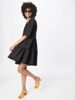 Stella Nova Robes Fluides Robe-chemise Ingeborg Femme Noir 11 Stella Nova Robes Fluides Robe-chemise Ingeborg Femme Noir -Joli Mode Soldes Magasin 1a6dfa0a8266ed0c00ceba6ed2dcff49