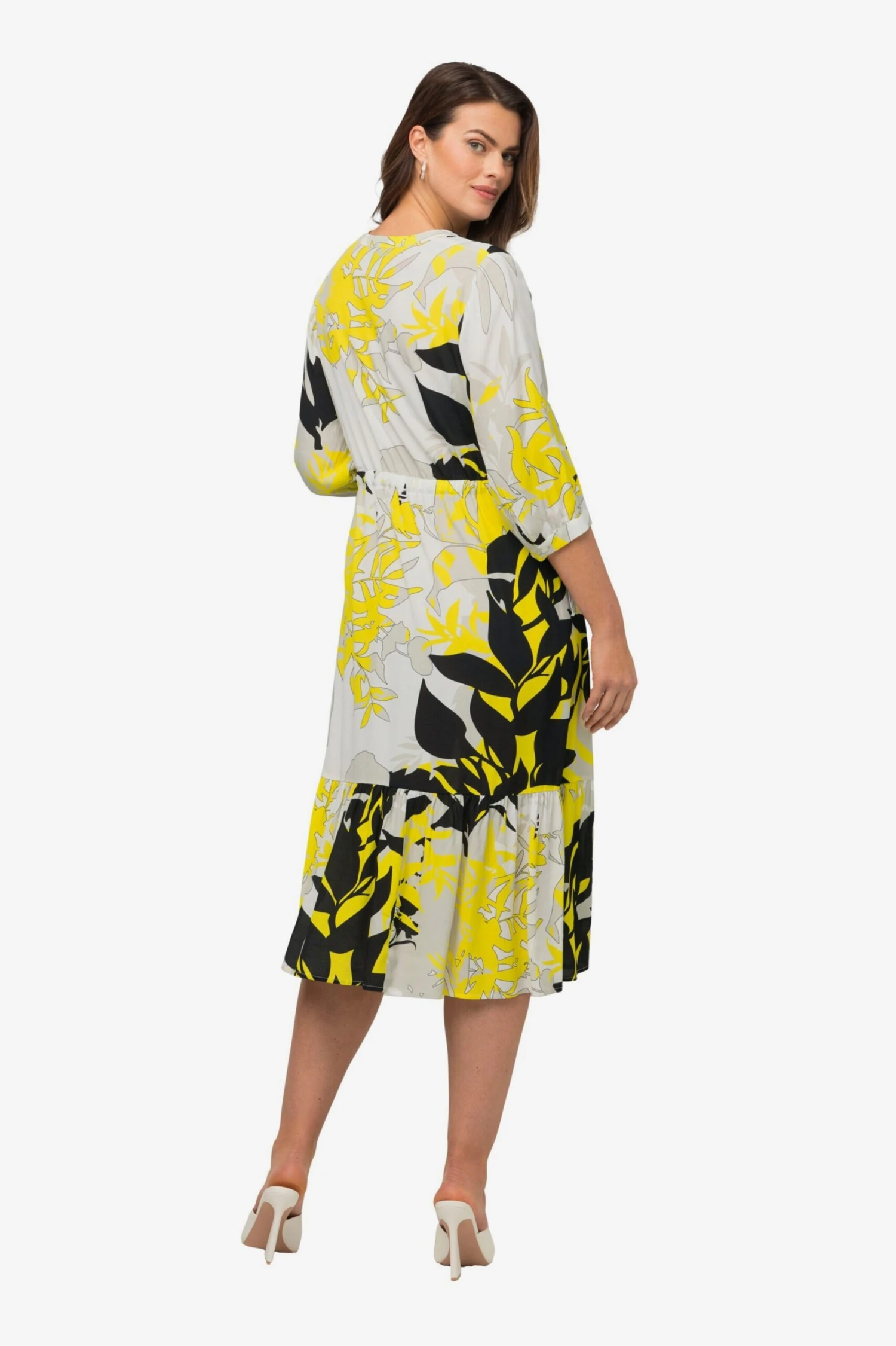 Ulla Popken Robes Fluides Robe-chemise Femme Beige / Beige Clair 5 Ulla Popken Robes Fluides Robe-chemise Femme Beige / Beige Clair – Image 3