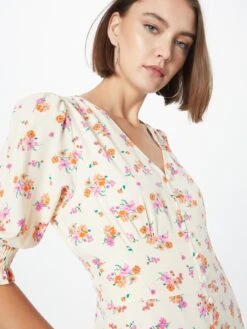 Neo Noir Robes Fluides Robe-chemise Valley Femme Crème 8 Neo Noir Robes Fluides Robe-chemise Valley Femme Crème -Joli Mode Soldes Magasin 1e89a44aeaa300d049bcadffe63fcd19