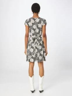 Louche Robes Fluides Robe-chemise CATHLEEN Femme Noir -Joli Mode Soldes Magasin 38ba05df8eda477cc761f48be78f6035