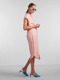 Pieces Robes Fluides Robe-chemise Korah Femme Corail -Joli Mode Soldes Magasin 38caac3c1e940cd1921a4455519d3d86