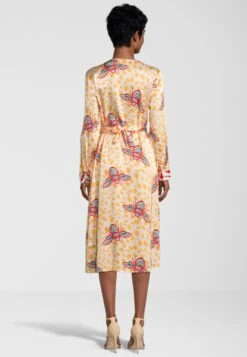 Robes Fluides Robe-chemise WOO KILLER BEE Femme Jaune 10 Robes Fluides Robe-chemise WOO KILLER BEE Femme Jaune -Joli Mode Soldes Magasin 451a90b401d66d1db91596dc9dd56a95