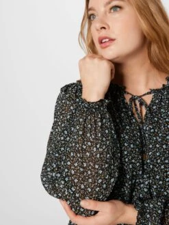 Robes Fluides Robe-chemise Yolanda Femme Noir -Joli Mode Soldes Magasin 4dd7098419e2048b53910a6bf3ee91d9