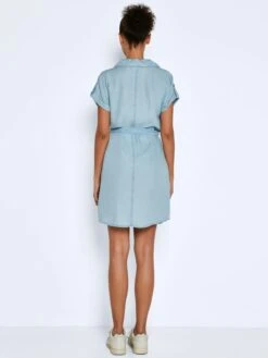 Noisy May Robes Fluides Robe-chemise Vera Femme Bleu -Joli Mode Soldes Magasin 546f47ac029fcfd5a29ecf17dc5ca1d7