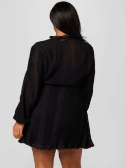 Robes Fluides Robe-chemise Hilka Femme Noir -Joli Mode Soldes Magasin 56e6ee95f9d47e1dedbc06677903a361