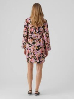 Robes Fluides Robe-chemise Lucia Femme Noir 13 Robes Fluides Robe-chemise Lucia Femme Noir -Joli Mode Soldes Magasin 57b1f24d51c6d589674e1af7965538ff