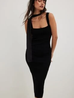 NA-KD Robes Fourreaux Robe Fourreau Femme Noir