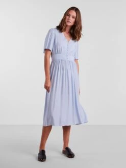 Pieces Robes Fluides Robe-chemise Tala Femme Bleu 9 Pieces Robes Fluides Robe-chemise Tala Femme Bleu -Joli Mode Soldes Magasin 65f51254bde428efe8ac9eca146ca9ce