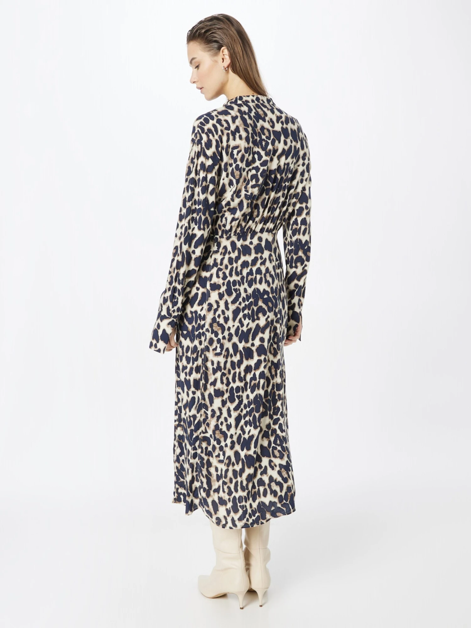 Peppercorn Robes Fluides Robe-chemise Lova Femme Sable 6 Peppercorn Robes Fluides Robe-chemise Lova Femme Sable – Image 4