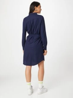 Lacoste Robes Fluides Robe-chemise Femme Bleu Foncé 10 Lacoste Robes Fluides Robe-chemise Femme Bleu Foncé -Joli Mode Soldes Magasin 83e050b64cc1aa7d68256dbbe48d54a3