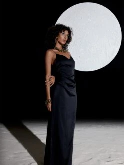 Robes De Soirée Robe De Soirée Greta Femme Noir -Joli Mode Soldes Magasin 87c1a026ea28e9bf096c3021a018ff5a