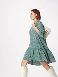 Shiwi Robes Fluides Robe-chemise Tuvalu Femme émeraude -Joli Mode Soldes Magasin 8fd69a94db6d8d48237c96b584410738