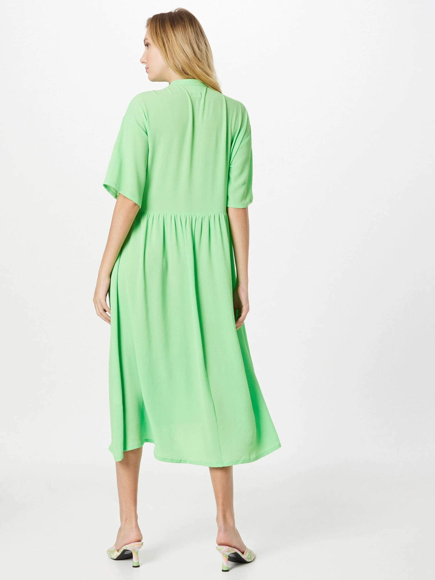 Monki Robes Fluides Robe-chemise Femme Vert Clair 6 Monki Robes Fluides Robe-chemise Femme Vert Clair – Image 4
