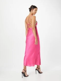 Bardot Robes De Soirée Robe De Soirée LUCIA Femme Rose -Joli Mode Soldes Magasin bf566fbebf086c289e2b01344d89df24