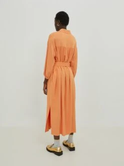 EDITED Robes Fluides Robe-chemise Nina Femme Orange -Joli Mode Soldes Magasin c8154b6b677be89db62646289432ceaa