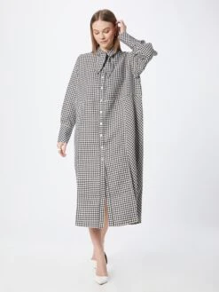 Robes Fluides Robe-chemise Claudia Femme Noir 9 Robes Fluides Robe-chemise Claudia Femme Noir -Joli Mode Soldes Magasin cc09863a15f29ecad930c1dde1c16b47