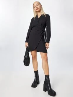 About You Robes Fluides Robe-chemise Rana Femme Noir -Joli Mode Soldes Magasin cd9378c1bb975d9dd1def4bf2fa08bfb