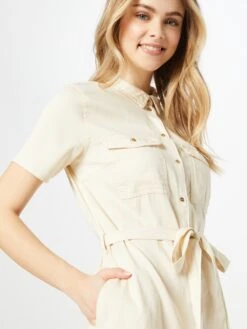 Vila Robes Fluides Robe-chemise BISTA Femme Beige -Joli Mode Soldes Magasin d0be364e188c265ad28a401310bc028f