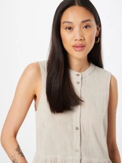 Kaffe Robes Fluides Robe-chemise Vivian Femme Mastic -Joli Mode Soldes Magasin d2e9c605a2921264396781ca9ce15158