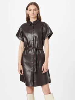 Sofie Schnoor Robes Fluides Robe-chemise Femme Brun Foncé -Joli Mode Soldes Magasin e0da3e8f1ac8f6956c705b0dd616825a