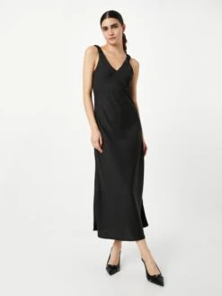 MbyM Robes De Soirée Robe De Soirée Maina Femme Noir -Joli Mode Soldes Magasin eb8ac0e1ae771ac718ee81d503312190
