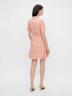 Pieces Robes Fluides Robe-chemise Rosia Femme Blanc 10 Pieces Robes Fluides Robe-chemise Rosia Femme Blanc -Joli Mode Soldes Magasin fdac516bdc24bf1b73c1237b5d9c8862